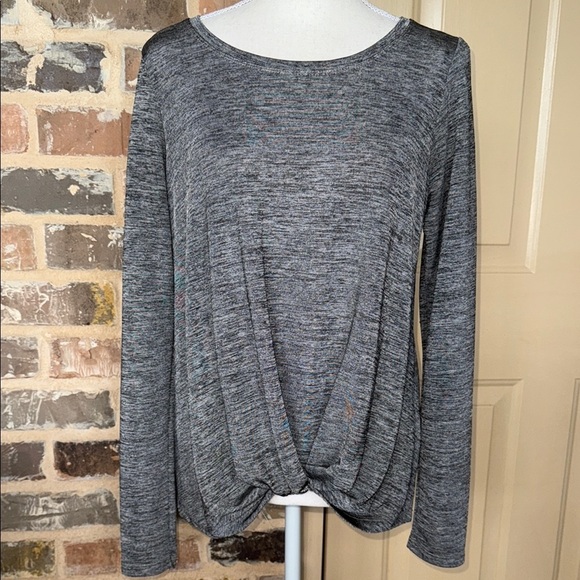 Jane & Delancey Gray Shimmer Twist Knotted Top Lightweight Long Sleeve Sz M - Picture 2 of 12
